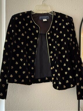 Norton McNaughton Black Velvet Jacket Gold Rose Embroidery 10 Petite mob wife